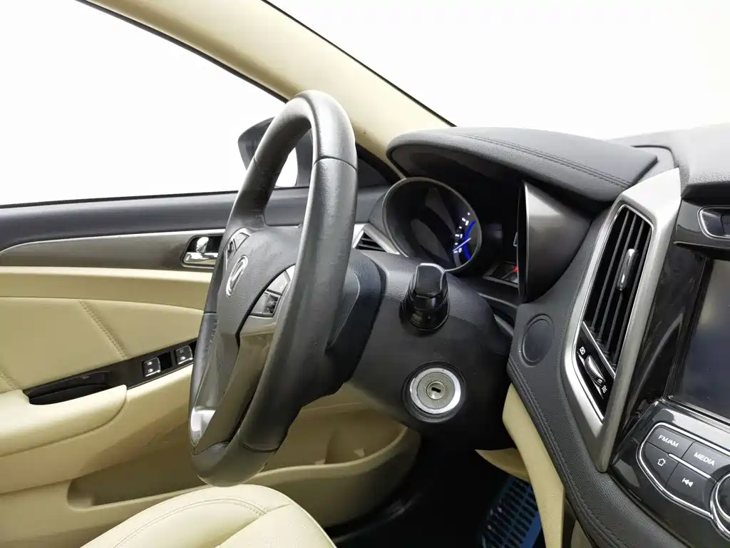 Changan Eado — миниатюра 22