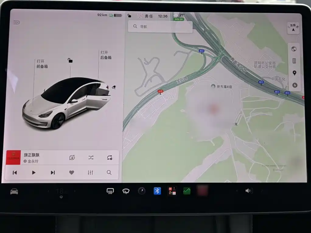 Tesla Model 3 — миниатюра 4