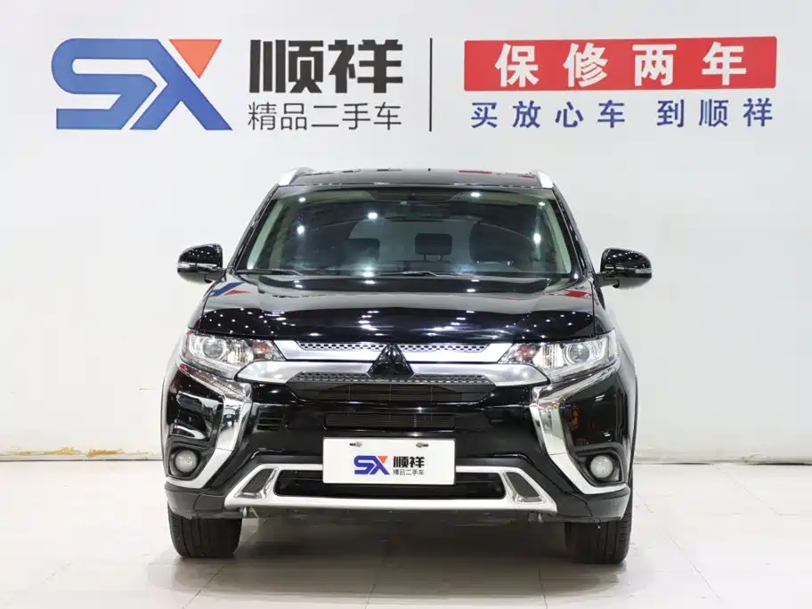 Mitsubishi Outlander 2020 2.0L Enjoy 5 мест
