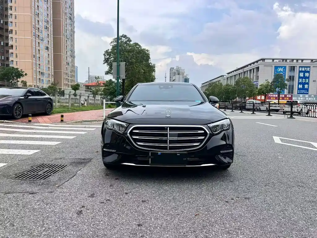 Mercedes-Benz E-Class E 2025 E 300 L Luxury