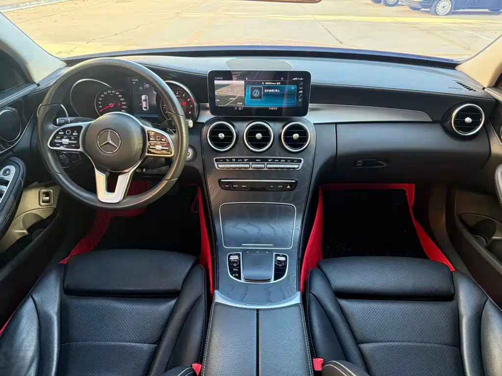Mercedes-Benz C-Class — миниатюра 8