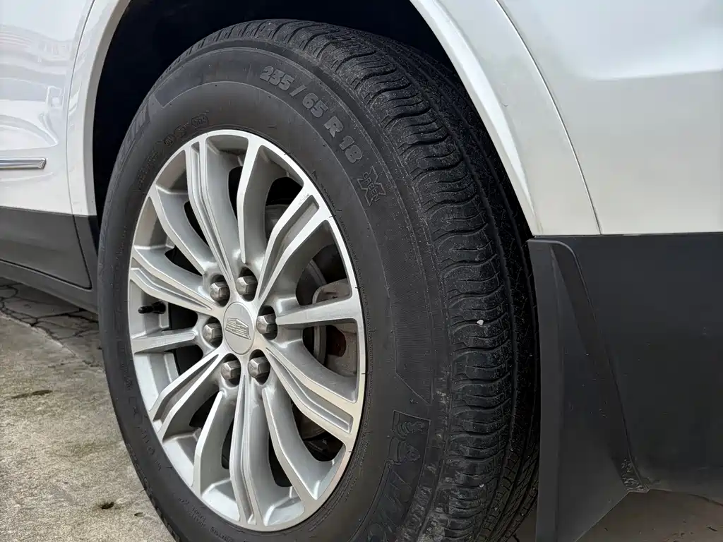 Cadillac XT5 — миниатюра 14