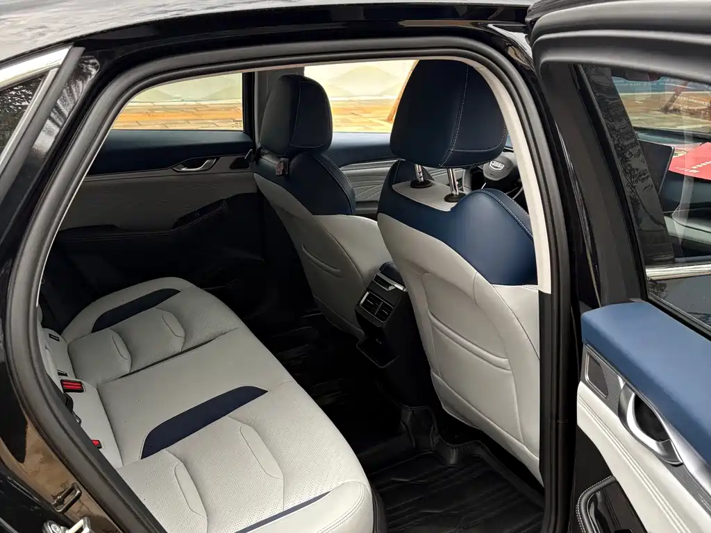 Geely Xingrui — миниатюра 6