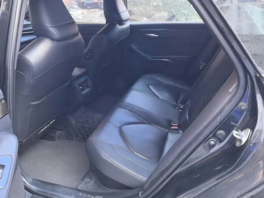 Toyota Avalon — миниатюра 11