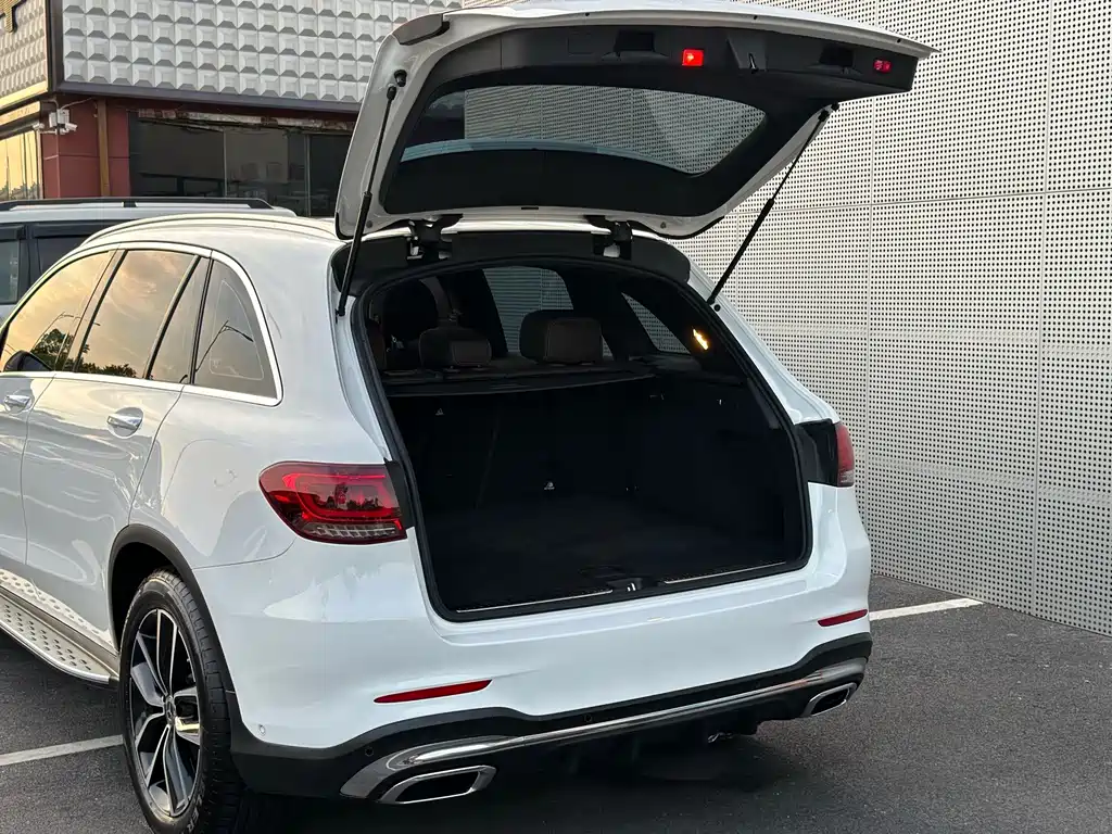 Mercedes-Benz GLC — миниатюра 24