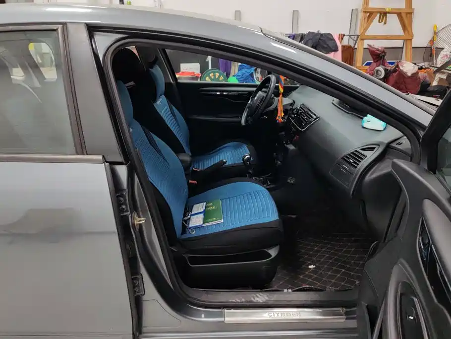 Citroen C-Quatre — миниатюра 8