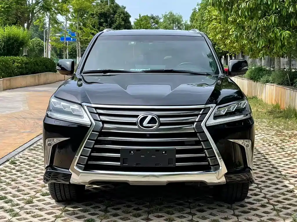 Lexus LX 2017 570 Luxury