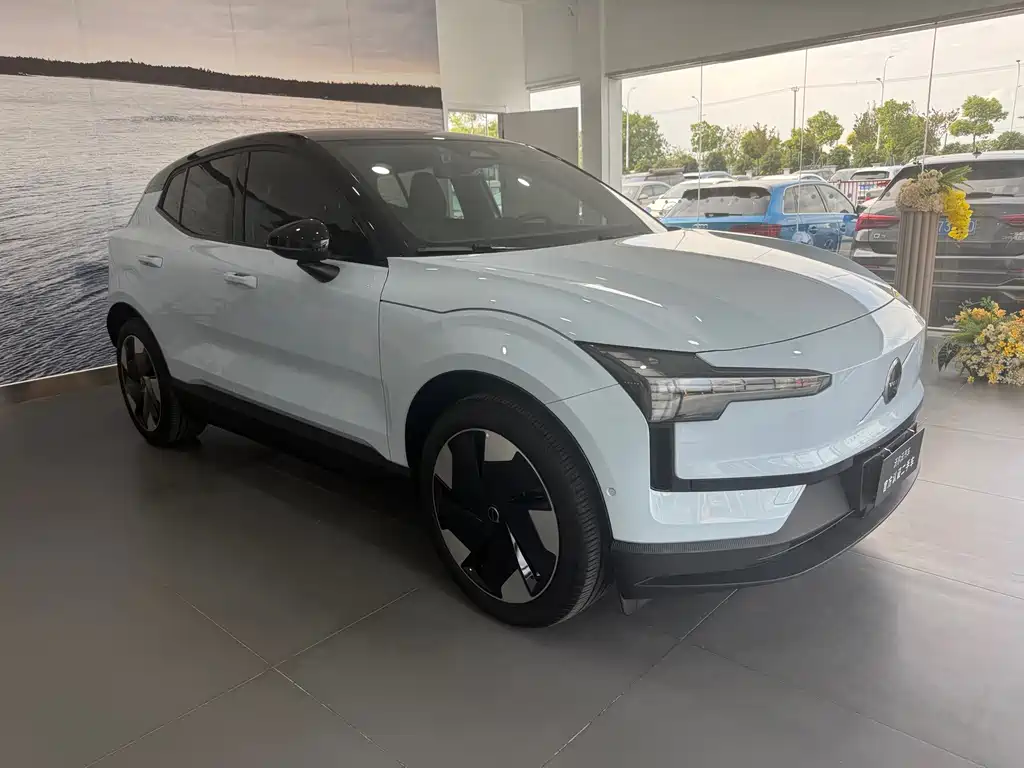 Volvo EX30 — миниатюра 3