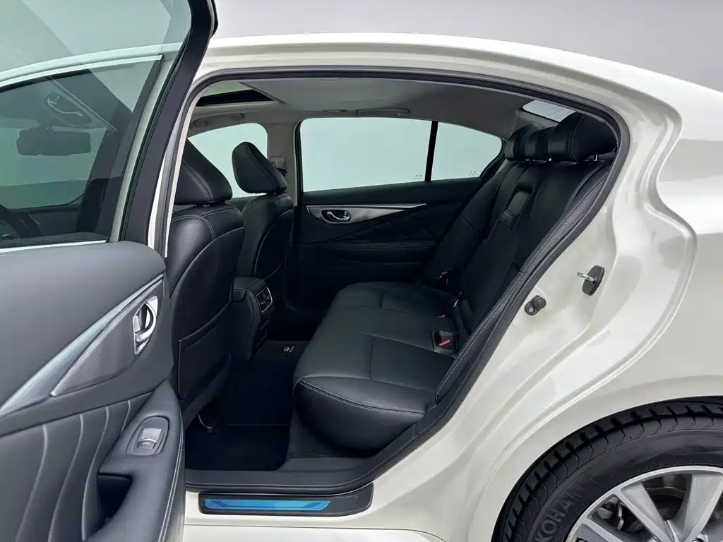 Infiniti Q50L — миниатюра 18
