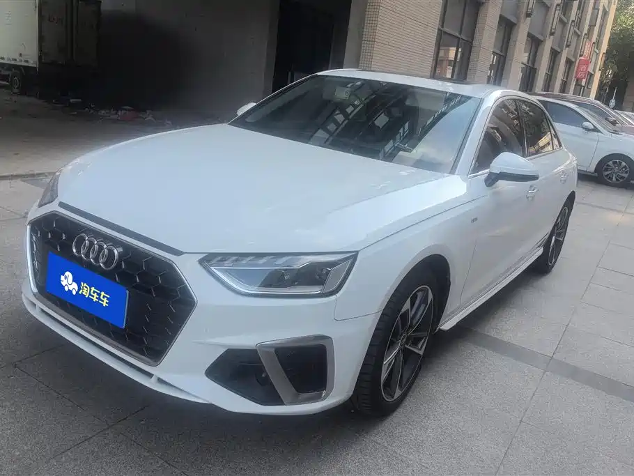 Купить Audi A4L