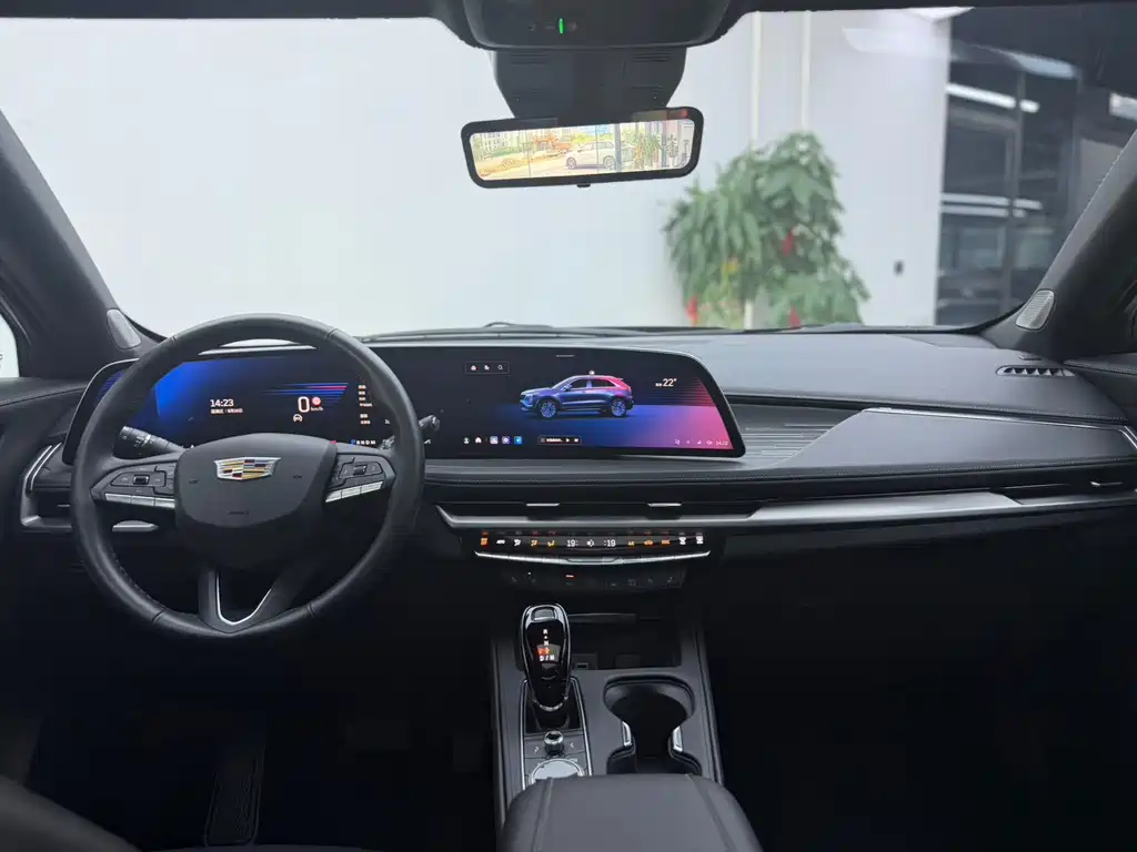 Cadillac XT4 — миниатюра 4