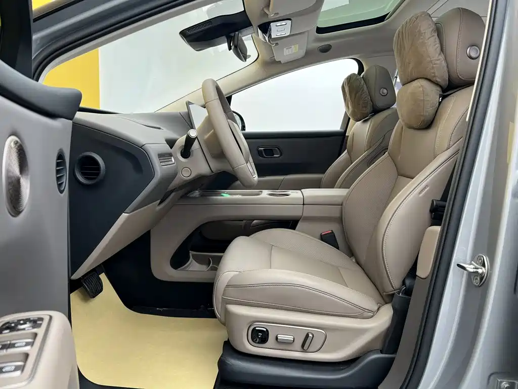 Li Auto Li i8 — миниатюра 17