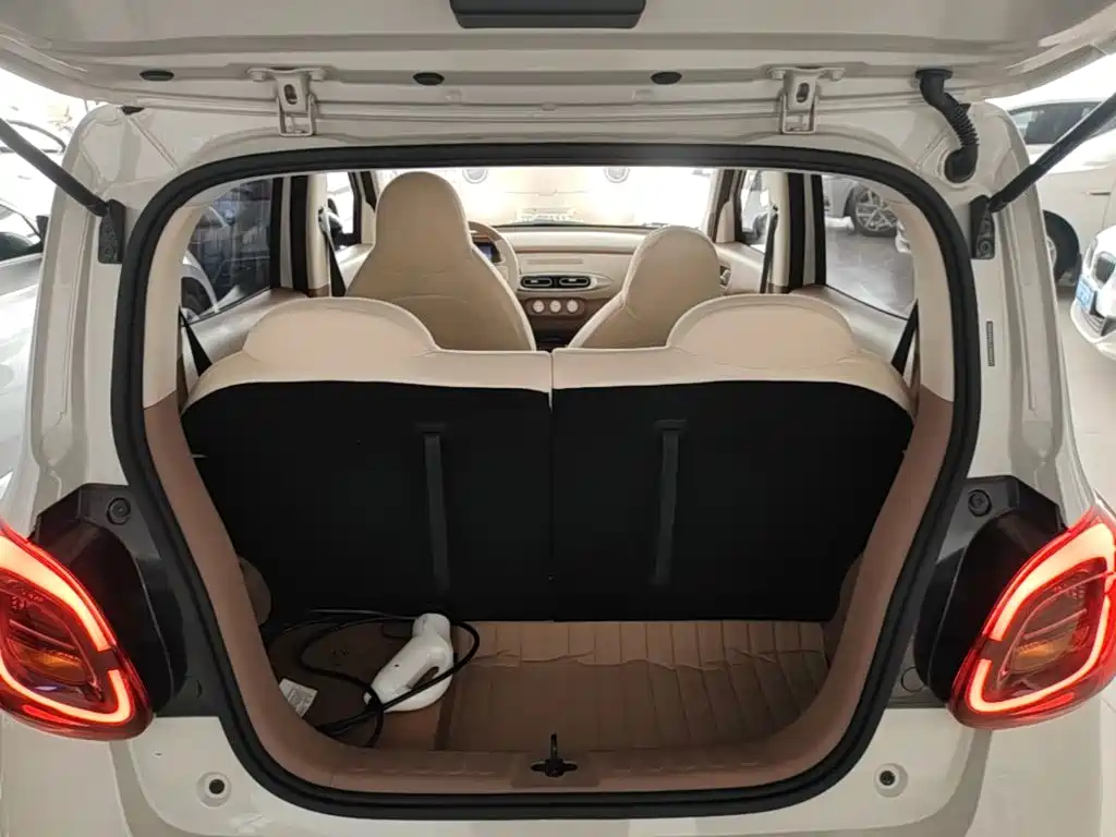 Wuling MINIEV — миниатюра 19