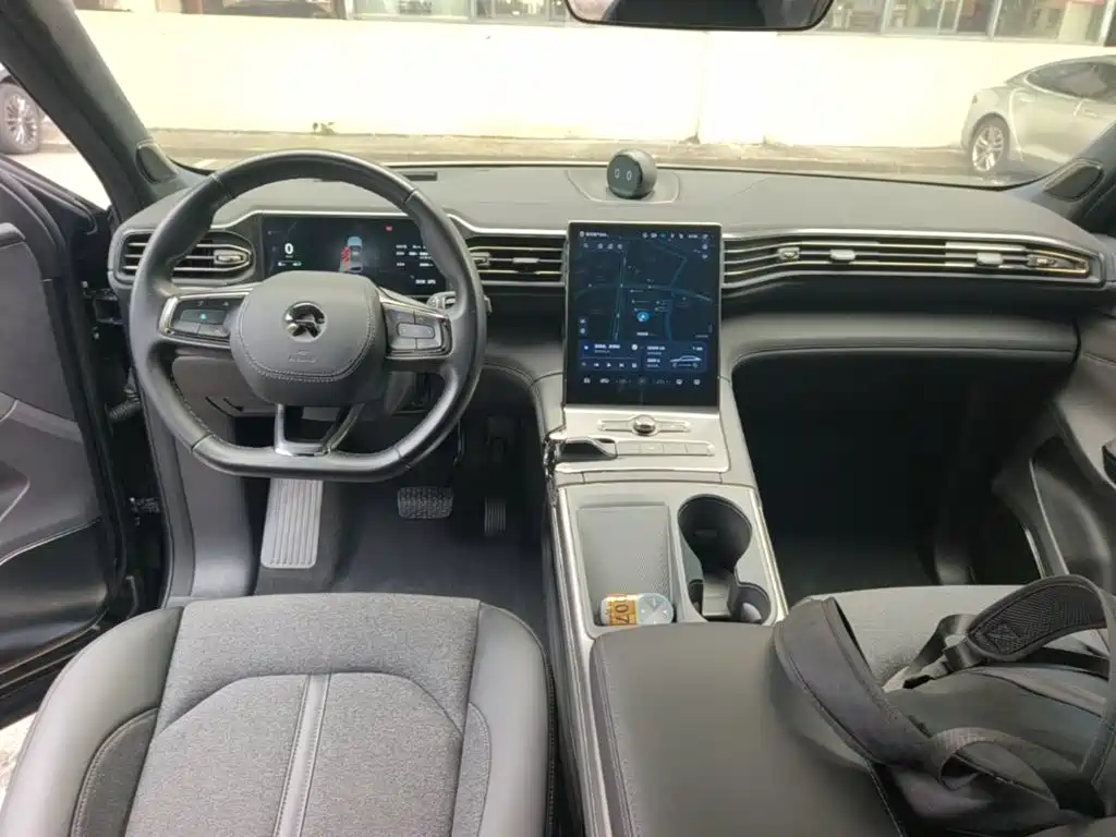 NIO EC6 — миниатюра 10
