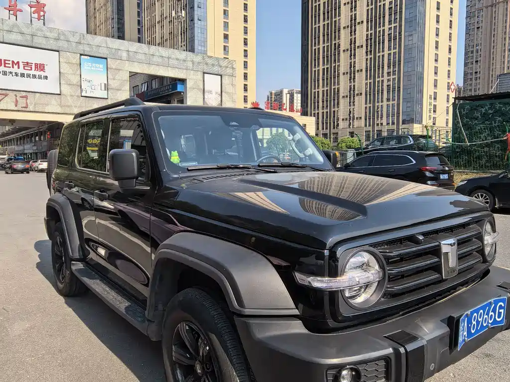 Купить Tank Tank 300