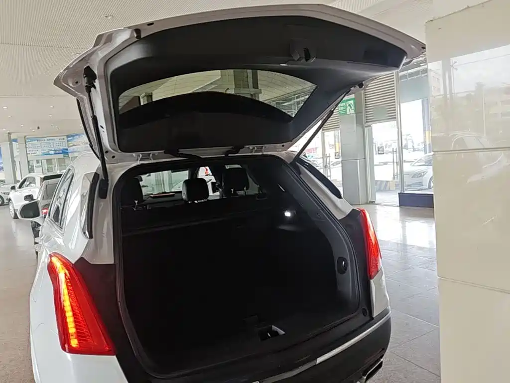 Cadillac XT5 — миниатюра 19