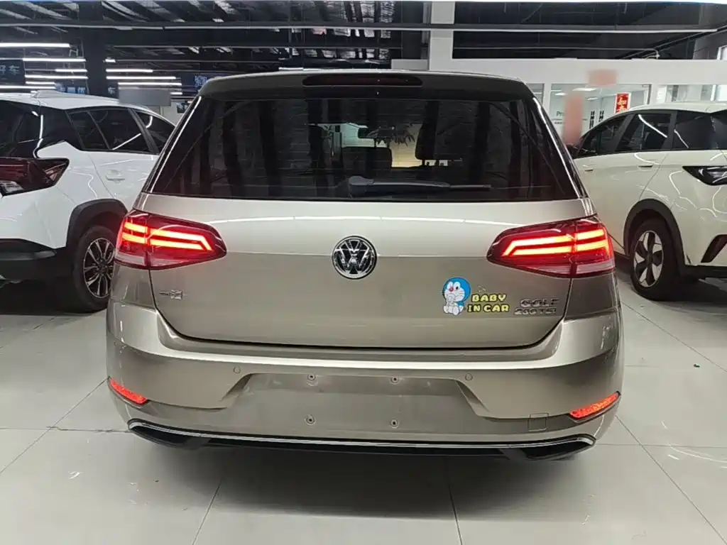 Volkswagen Golf — миниатюра 6
