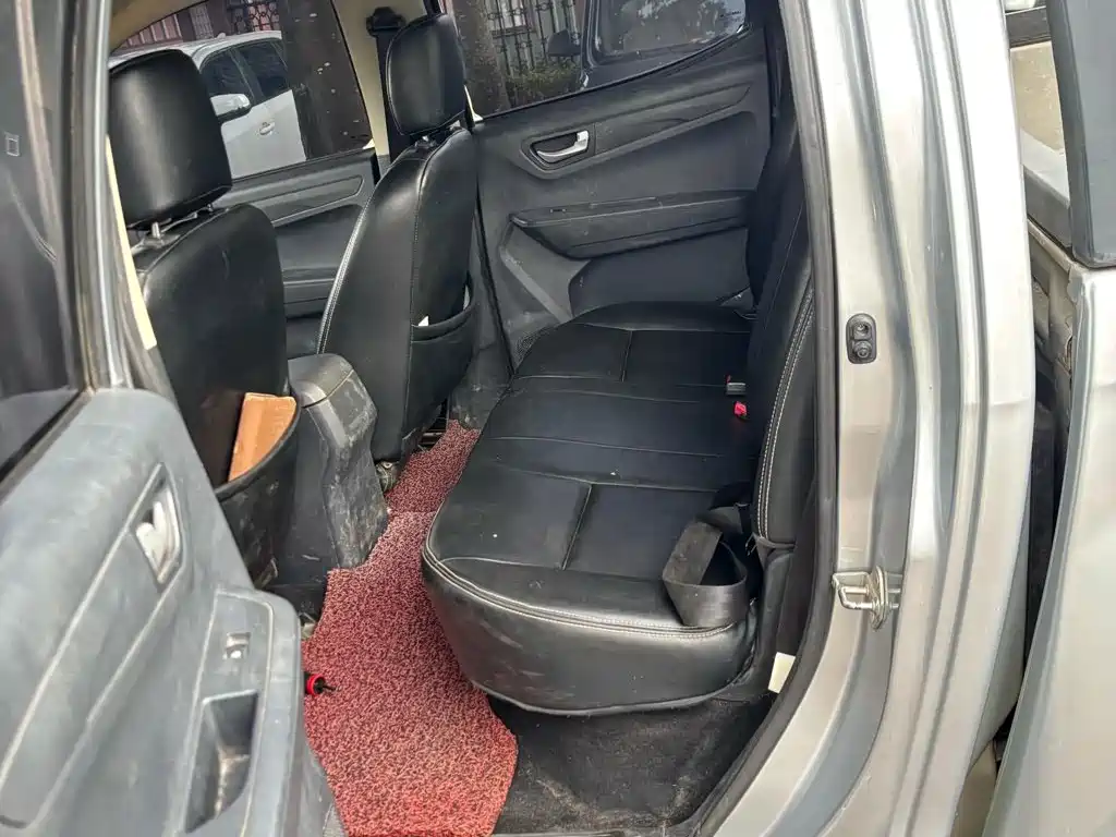 Isuzu RE-MAX Ruimai — миниатюра 4