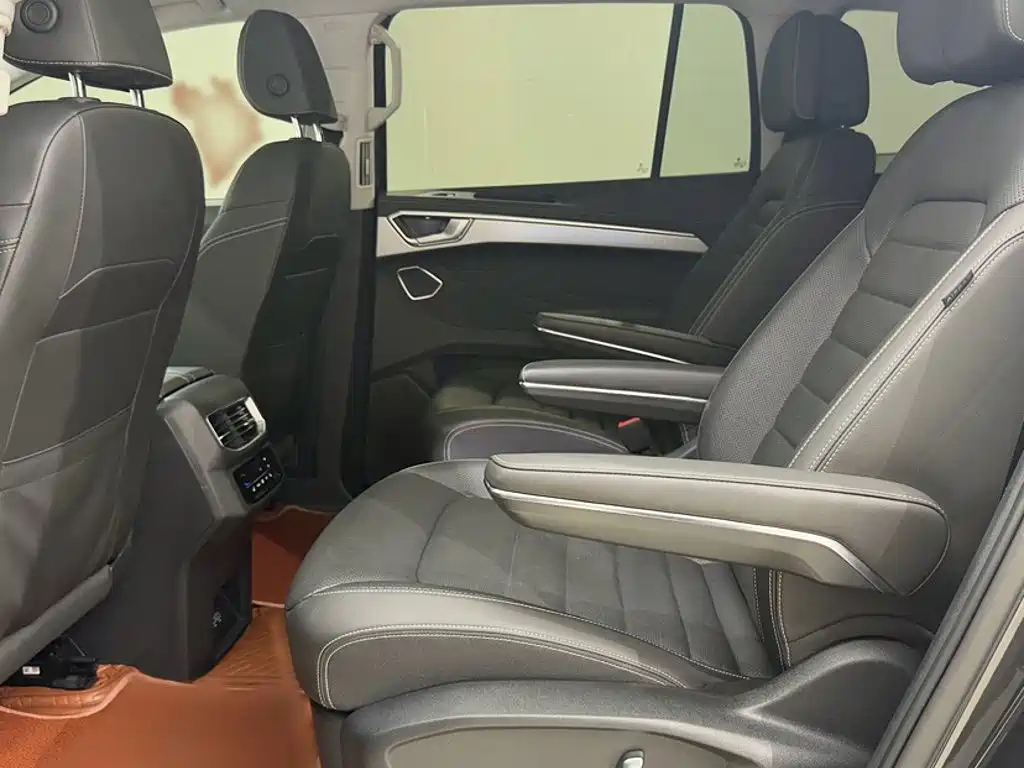 Volkswagen Talagon — миниатюра 24