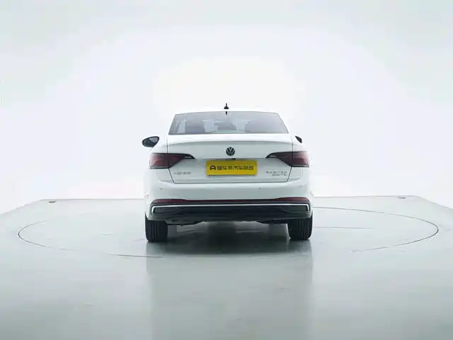 Volkswagen Sagitar — миниатюра 6