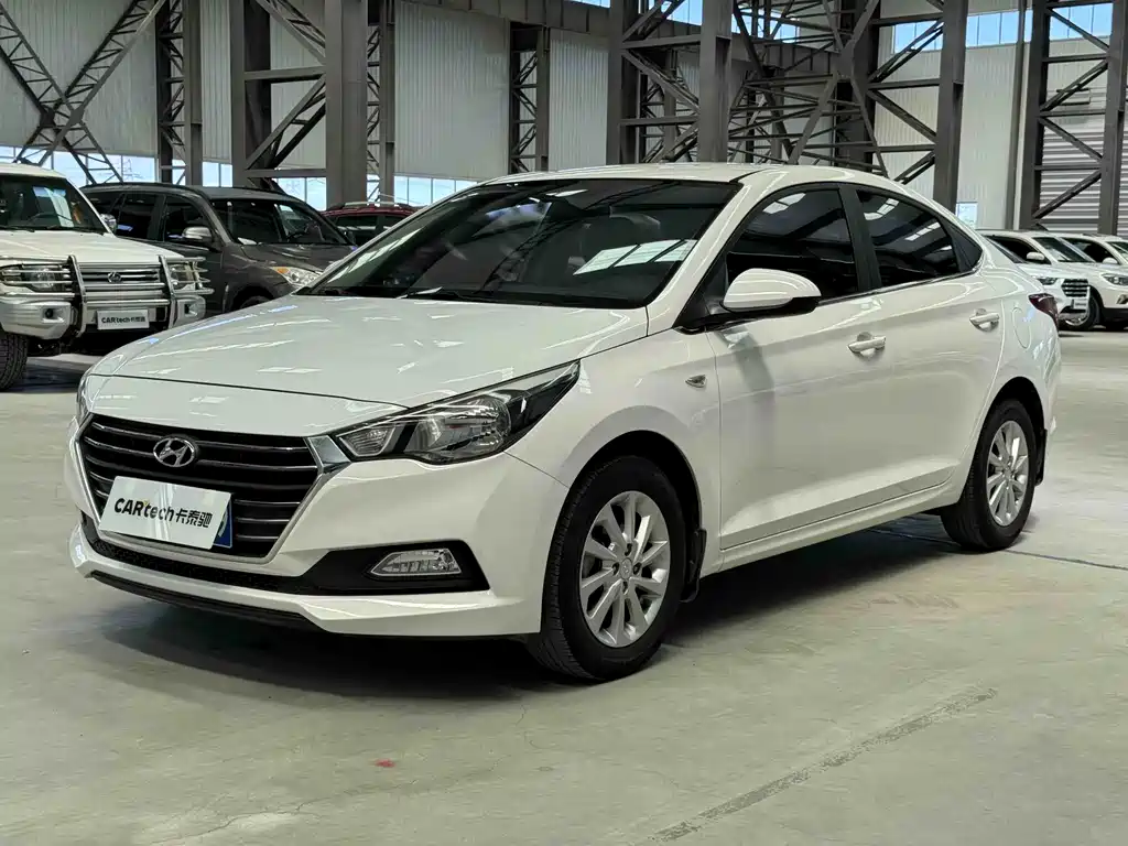 Купить Hyundai Verna