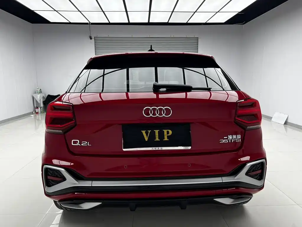 Audi Q2L — миниатюра 6