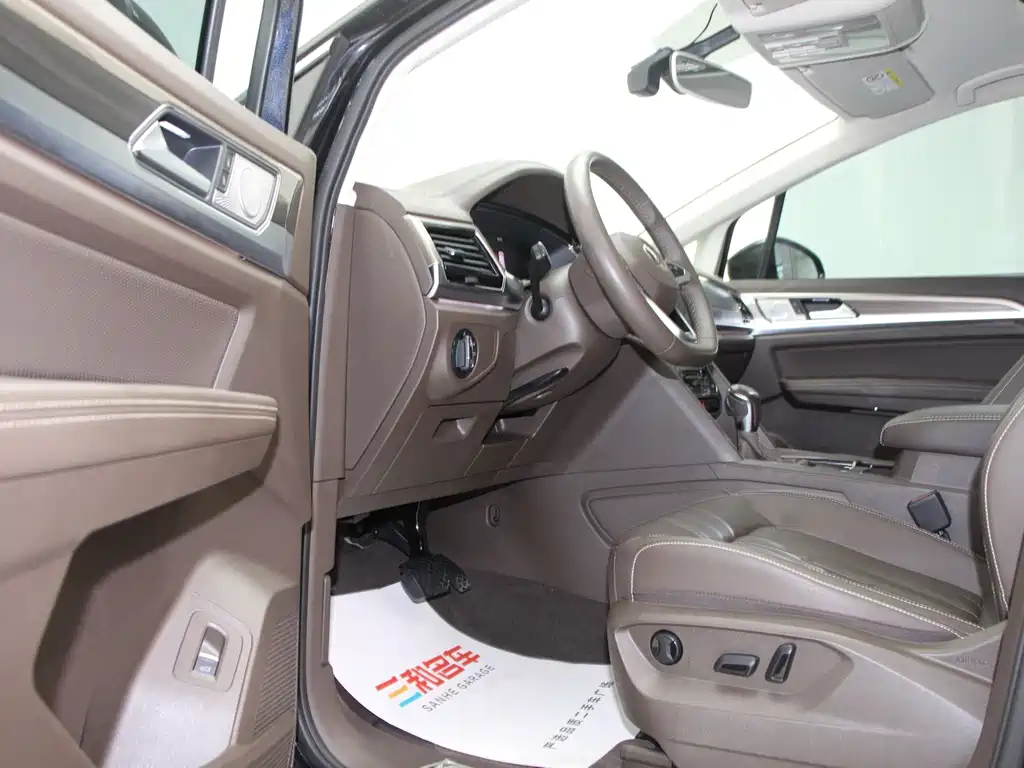 Volkswagen Viloran — миниатюра 8