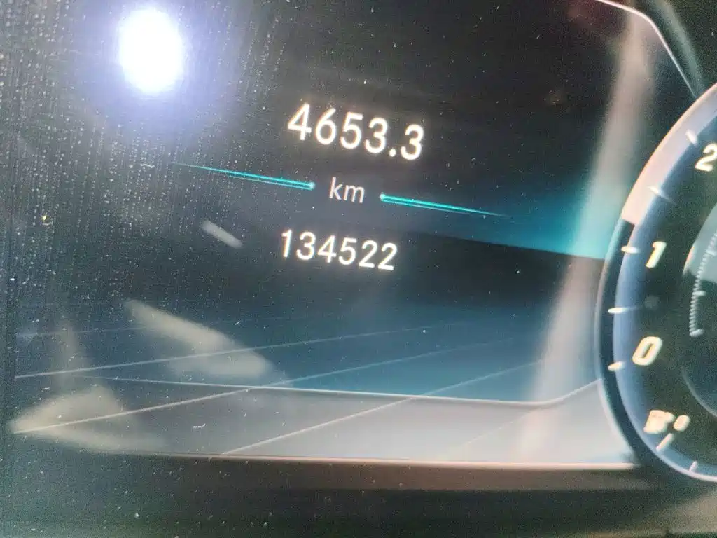 Mercedes-Benz E-Class — миниатюра 13