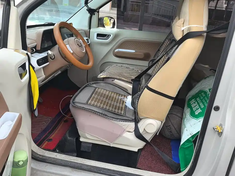 Wuling MINIEV — миниатюра 9