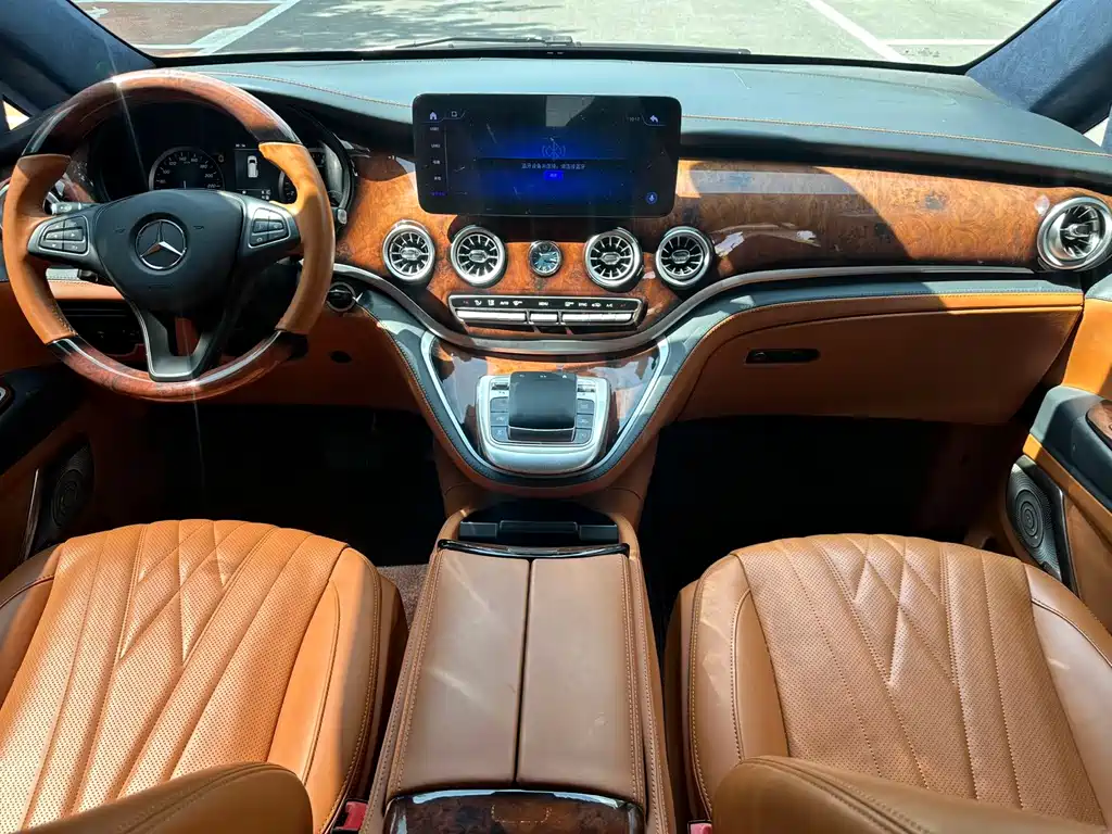 Mercedes-Benz Vito — миниатюра 6