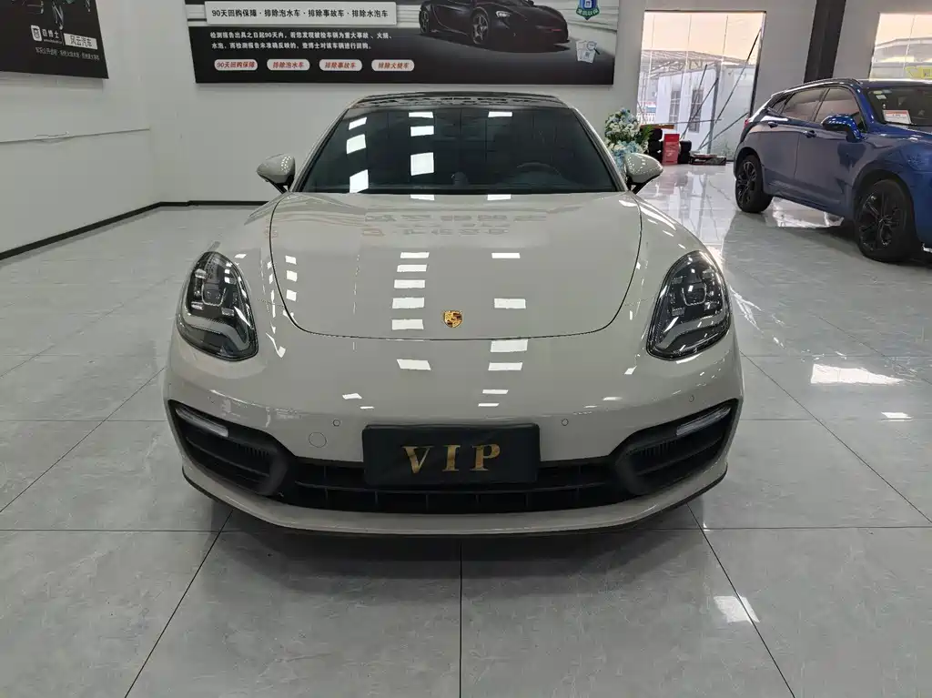 Porsche Panamera — миниатюра 2
