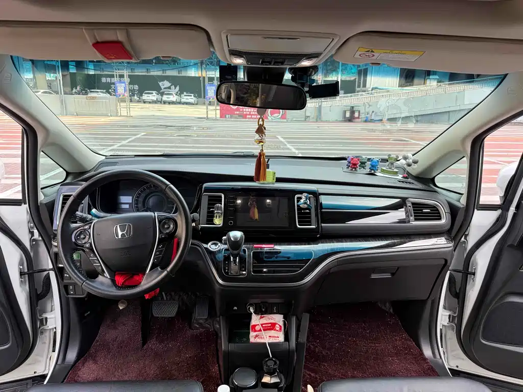 Honda Elysion — миниатюра 4