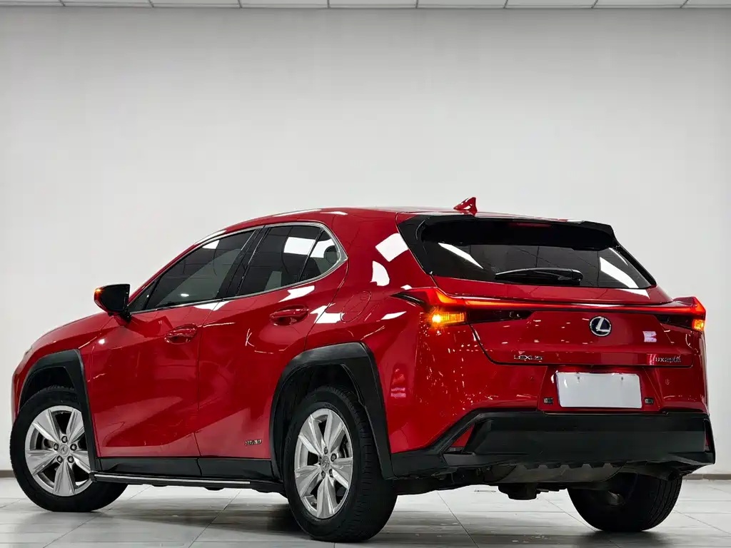 Lexus UX — миниатюра 4