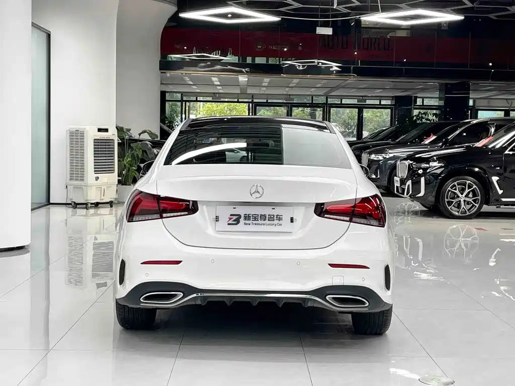 Mercedes-Benz A-Class — миниатюра 11