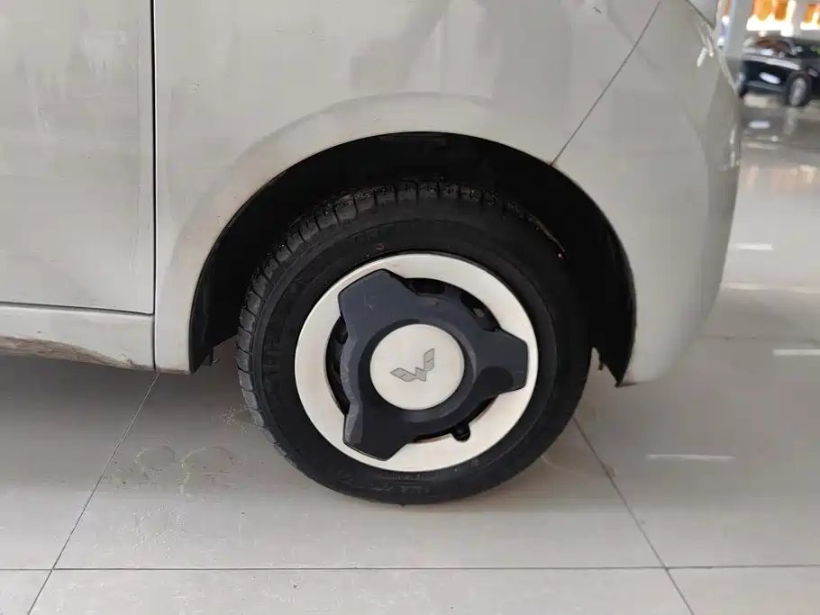 Wuling MINIEV — миниатюра 6