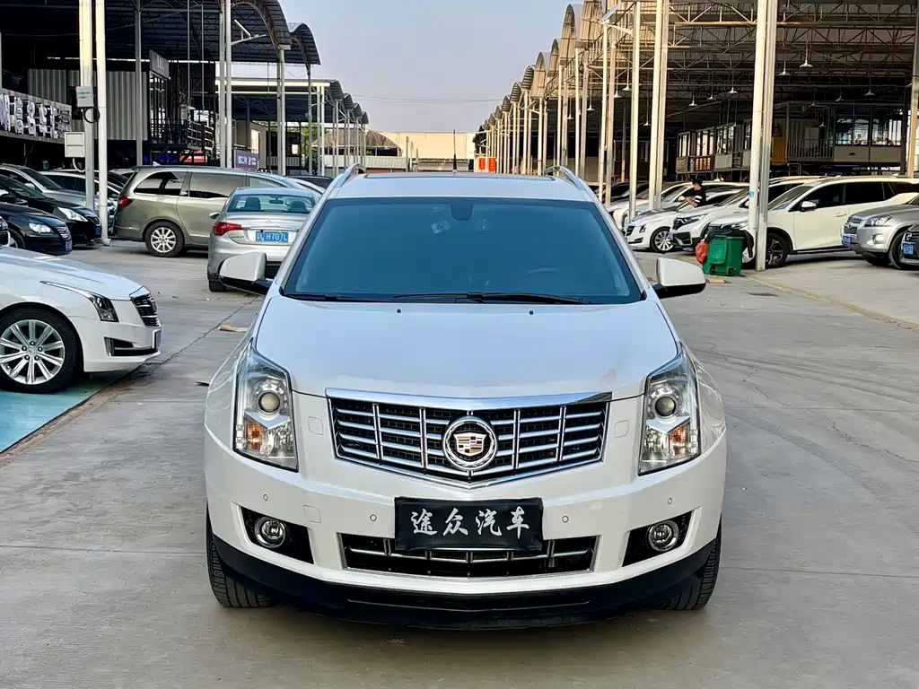 Cadillac SRX — миниатюра 2