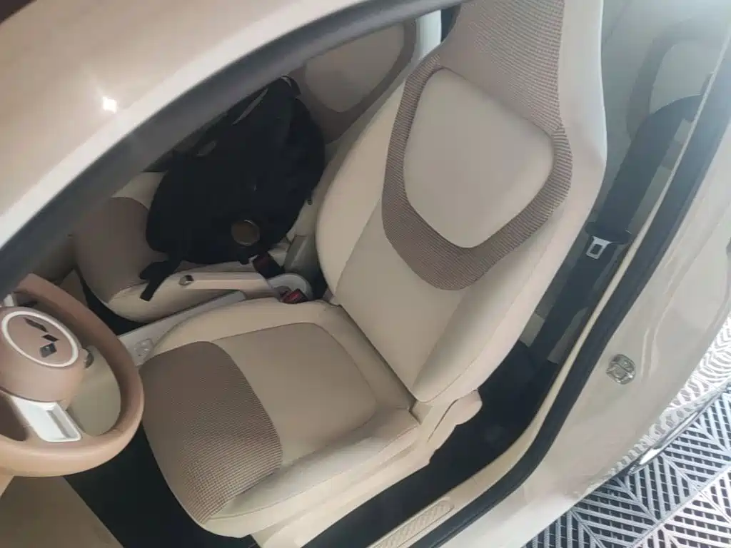 Wuling MINIEV — миниатюра 15