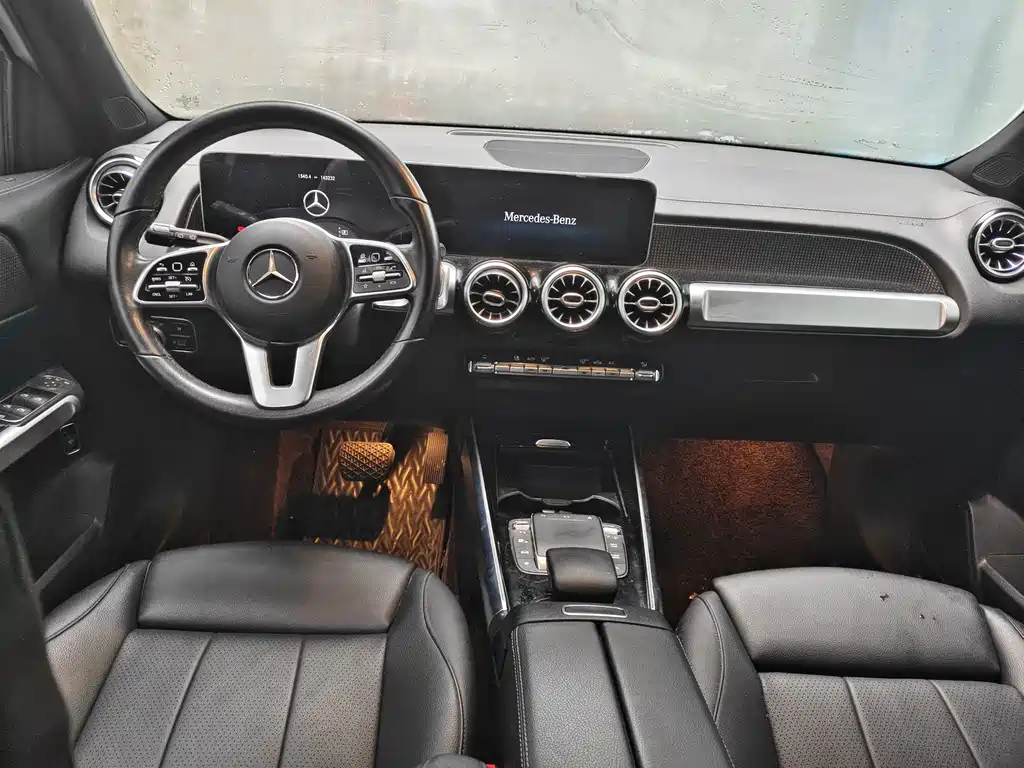 Mercedes-Benz GLB — миниатюра 7