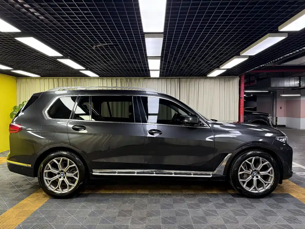 BMW X7 xDrive40i Leading Type Luxury Package, фото 15