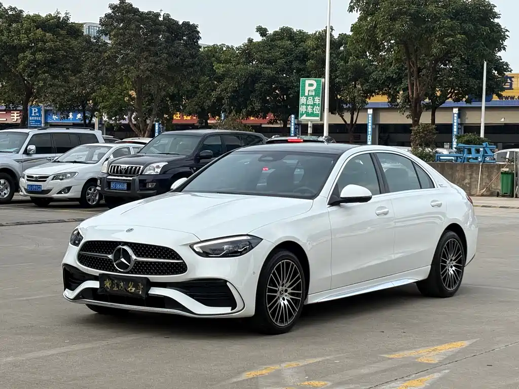 Mercedes-Benz C-Class 2025
