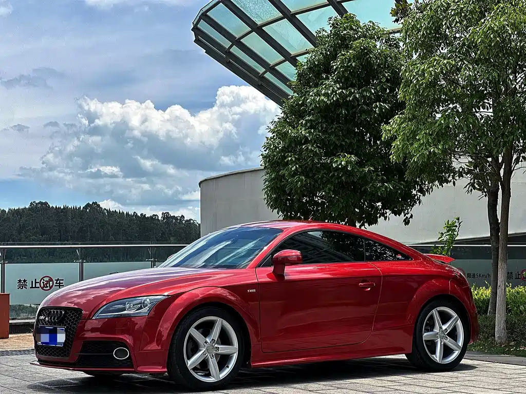 Купить Audi TT