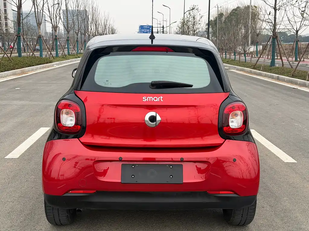 SMART FORFOUR