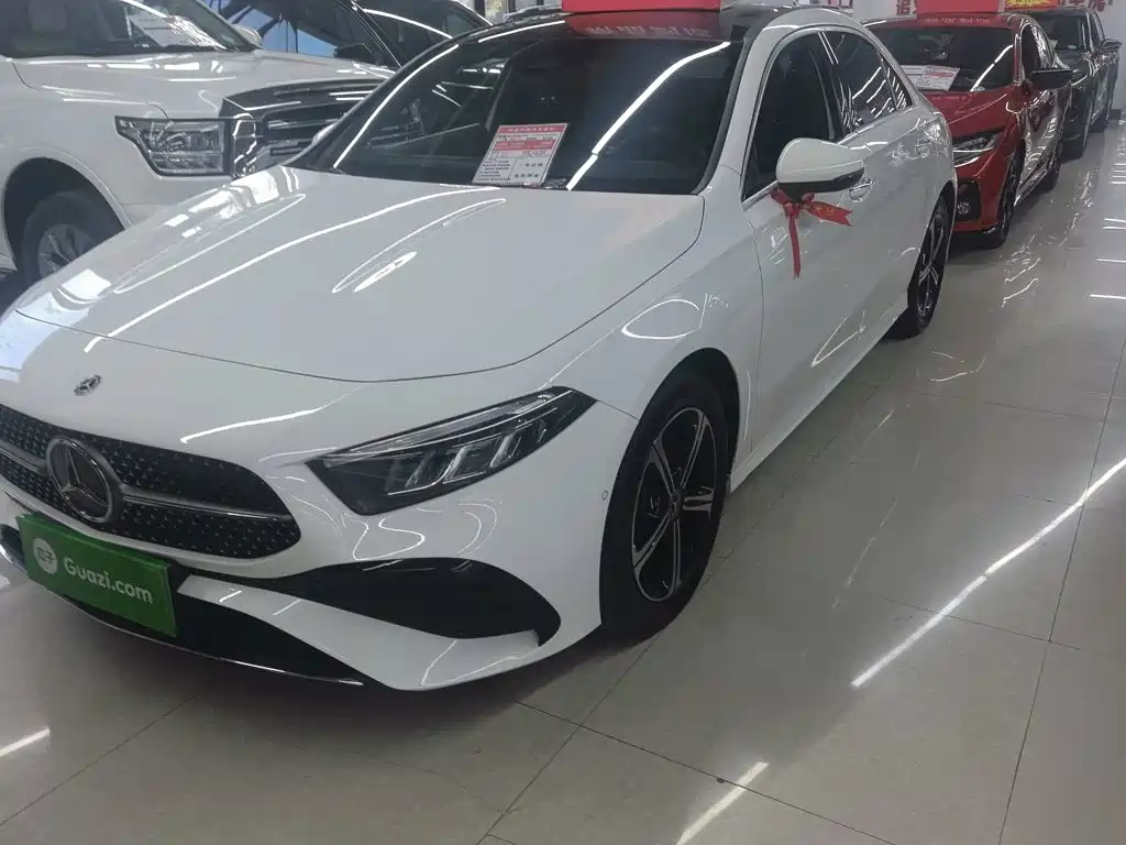 Mercedes-Benz A-Class — миниатюра 2