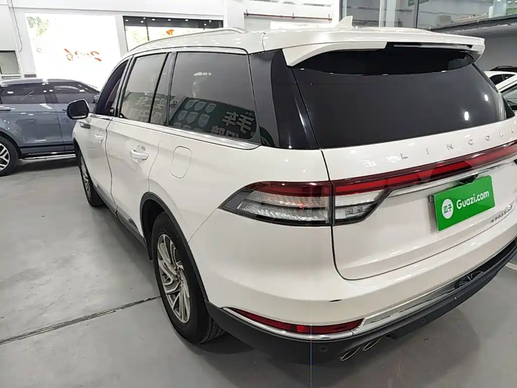 Lincoln Aviator — миниатюра 5