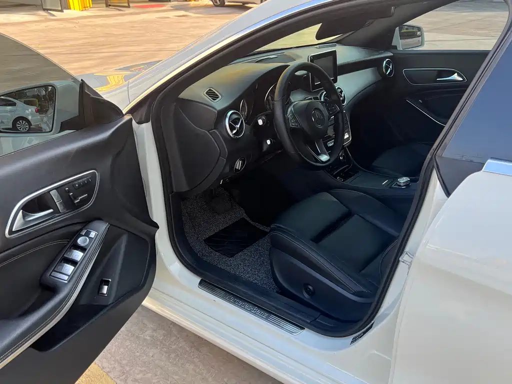 Mercedes-Benz CLA (Import) — миниатюра 10