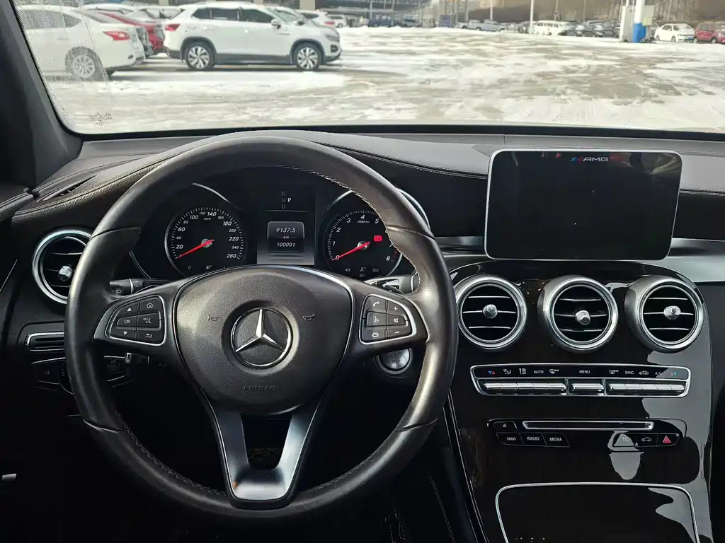 Mercedes-Benz GLC 2017 GLC 260 4MATIC