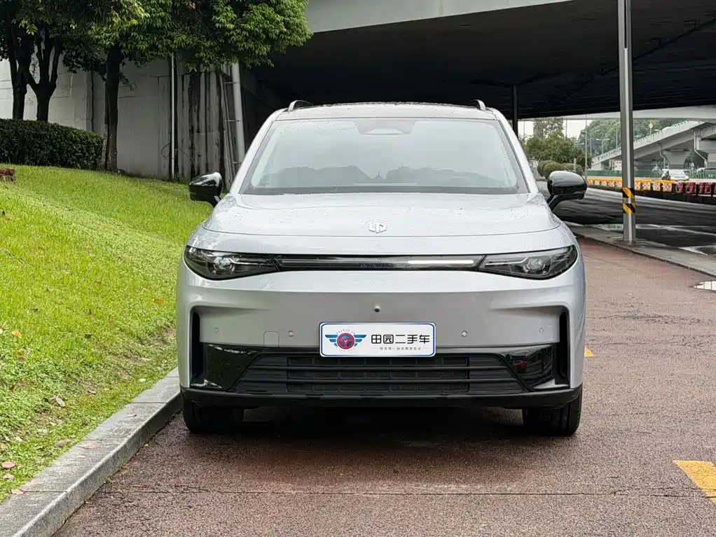 Leapmotor Leapmotor C16 — миниатюра 2