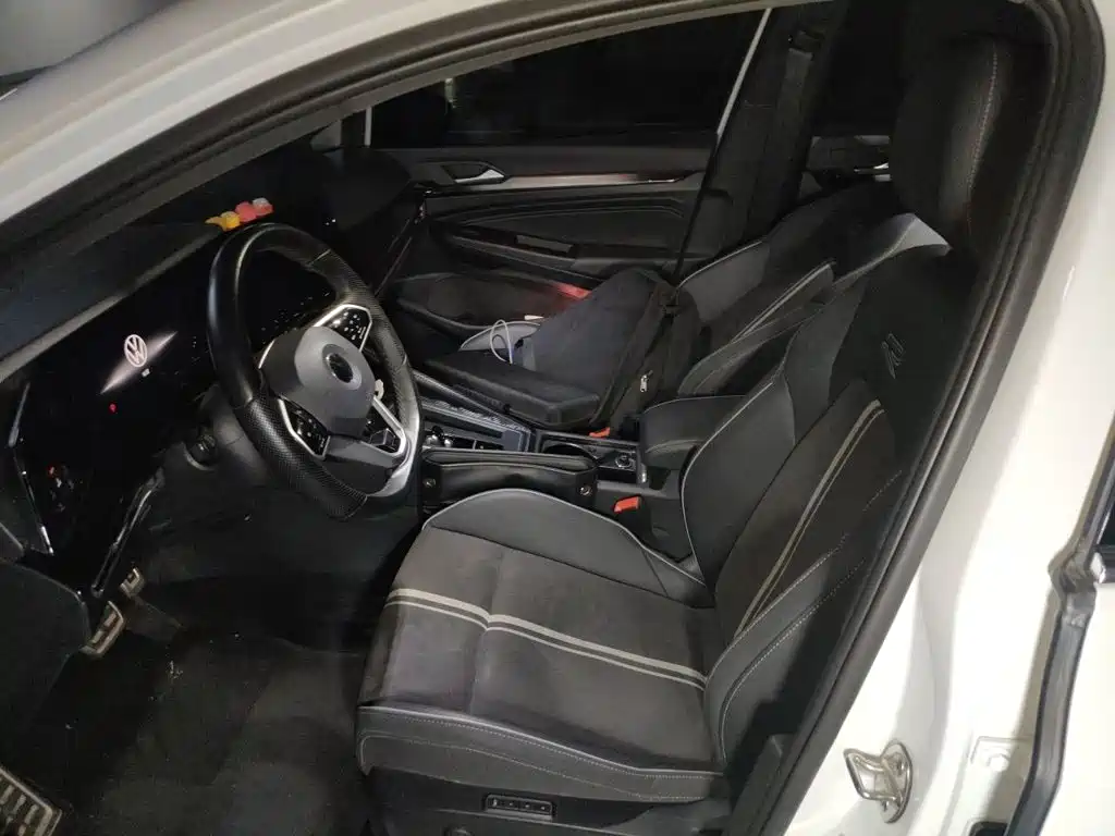 Volkswagen Golf — миниатюра 11