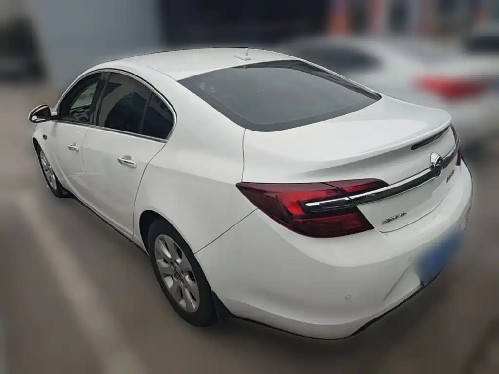 Buick Regal — миниатюра 7