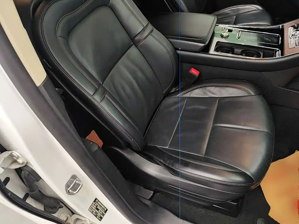 Lincoln Aviator — миниатюра 25